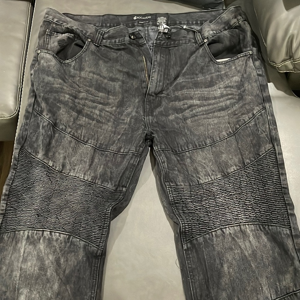 Rocawear jeans